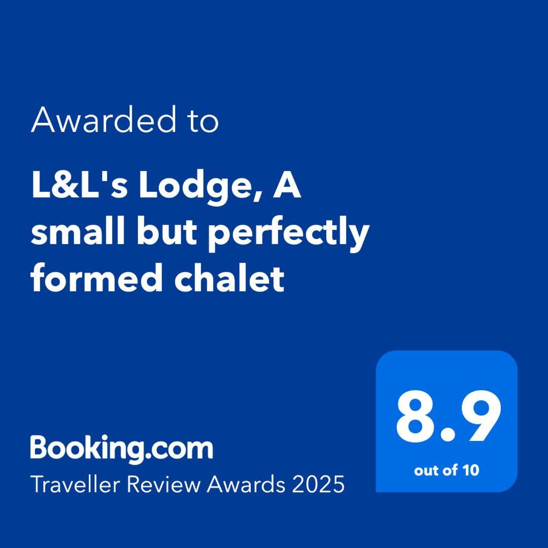 L&L'S Lodge, A Small But Perfectly Formed Chalet 查珀尔圣伦纳兹 外观 照片